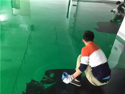 萝北下面给你一份环氧地坪漆施工的完整流程